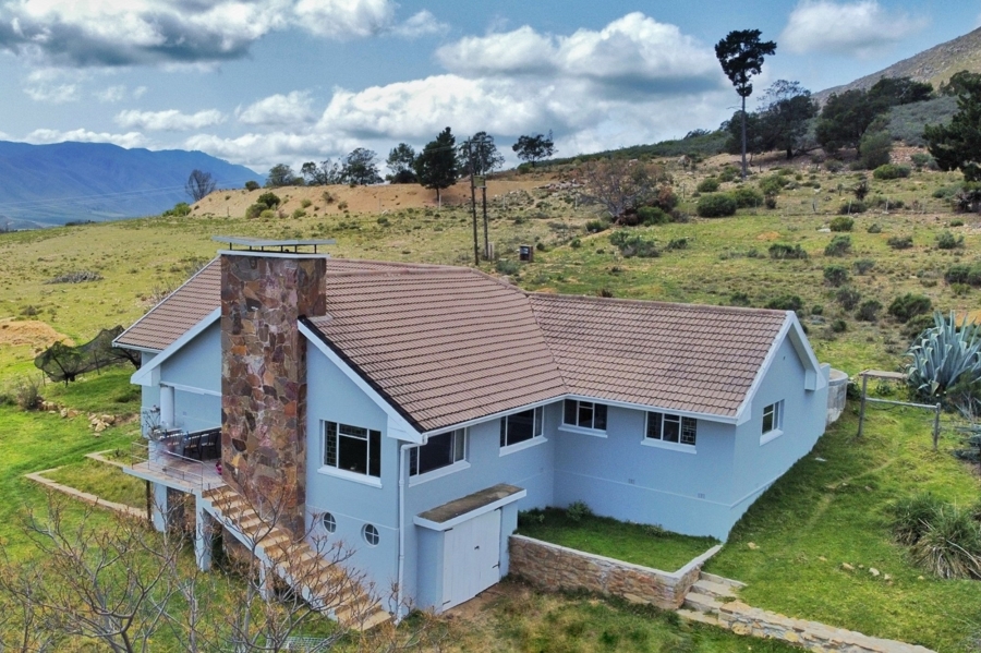 4 Bedroom Property for Sale in Uniondale Rural Western Cape